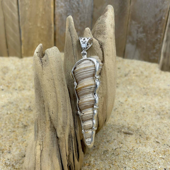 Inlaid Abalone Horn Shell Pendant