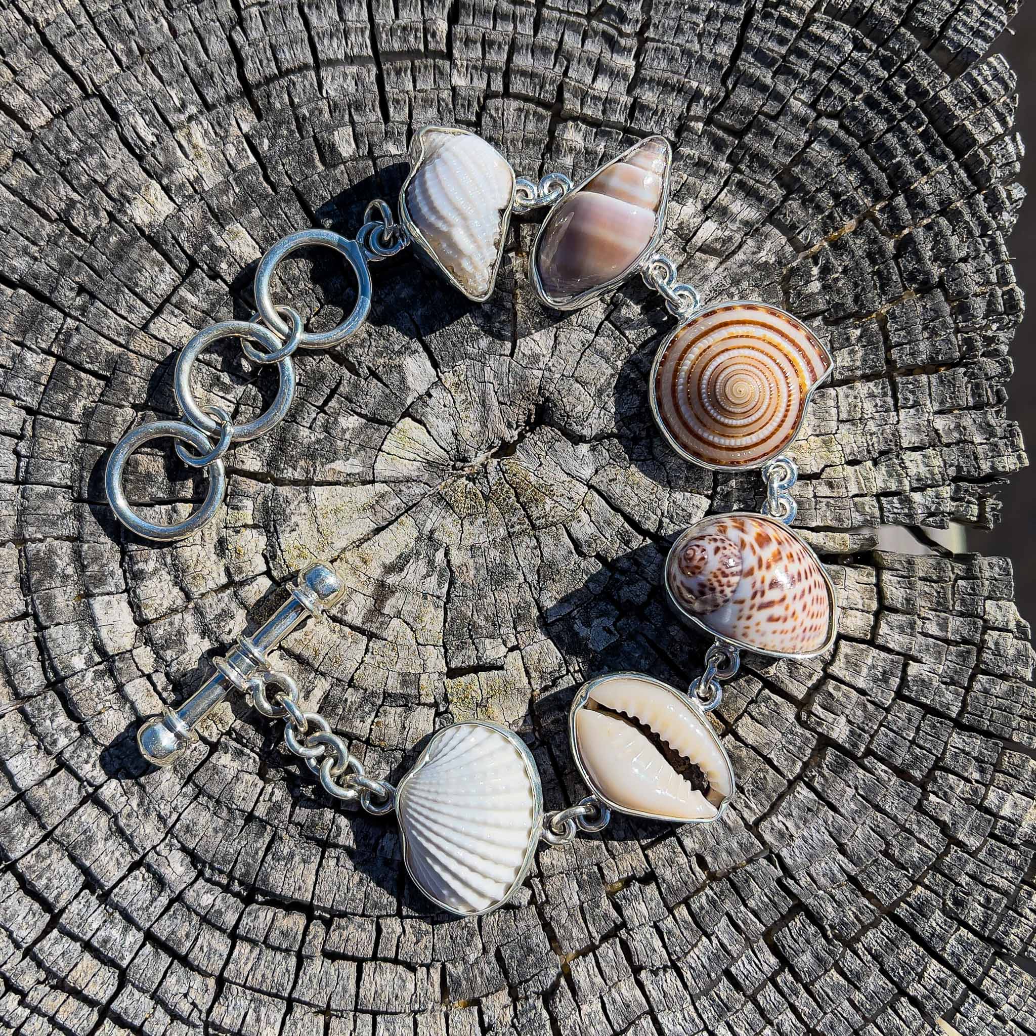 Cluster Collection - Seashell Party Bracelet | Kinsley Armelle® Official