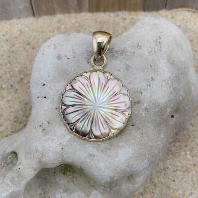 Alchemia by Charles Albert® Mother of Pearl Flower Pendant