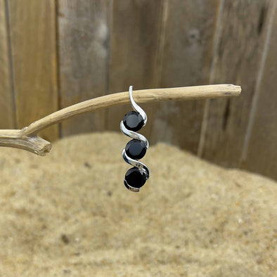 Triple Twist Onyx Pendant