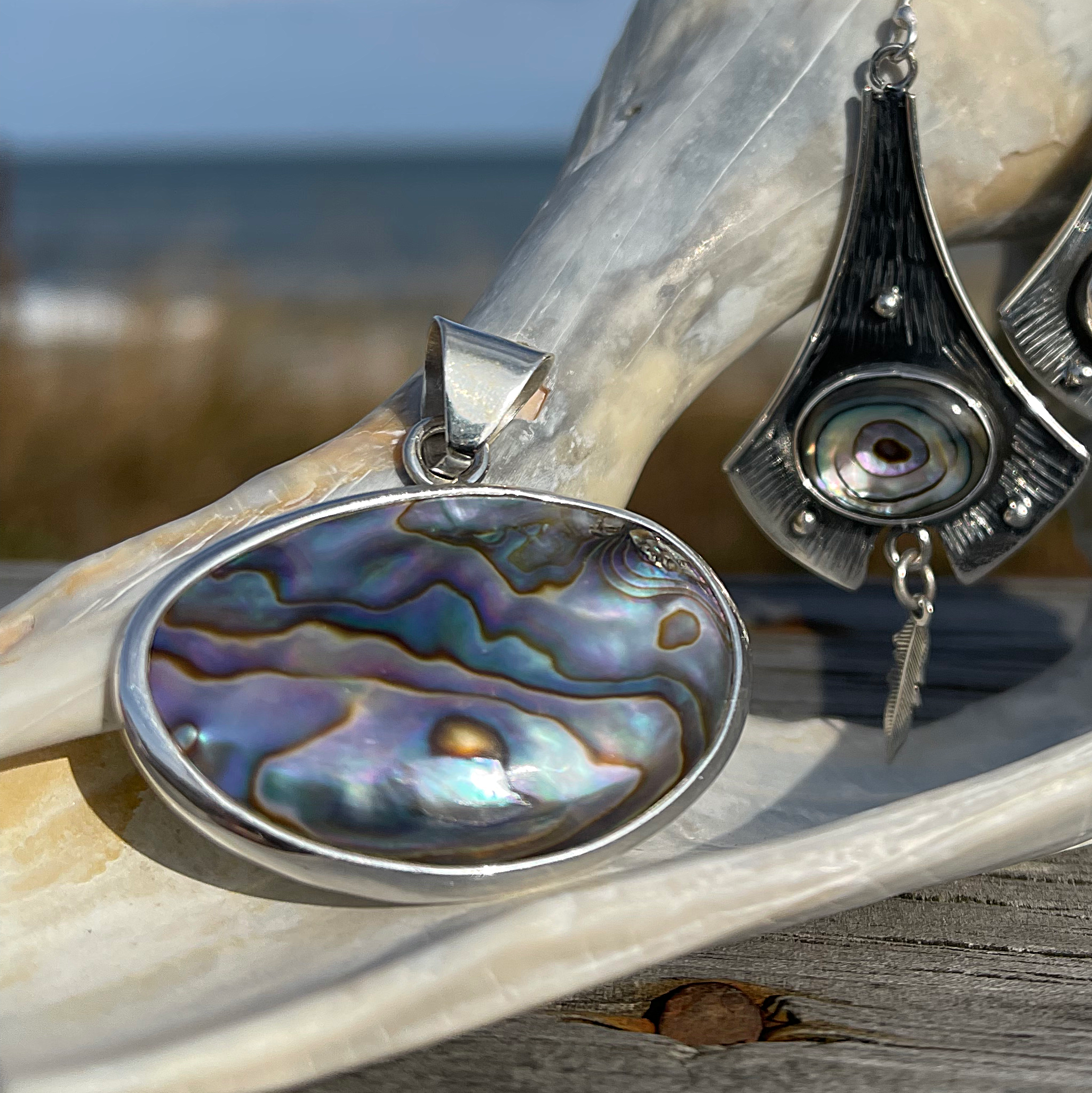 Abalone pendants 2025