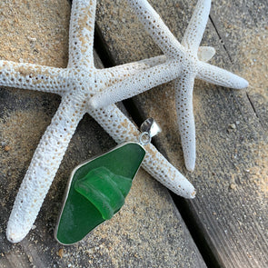 Green Bottle-Top Seaglass Pendant - BEACH TREASURES ONLINE