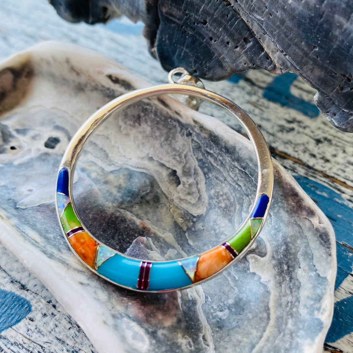 Spiny Oyster Shell Inlay Hoop Pendant | Spiny Oyster Shell Jewelry ...